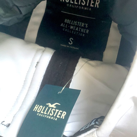 Brand New Hollister Jacket - Picture 3 of 3